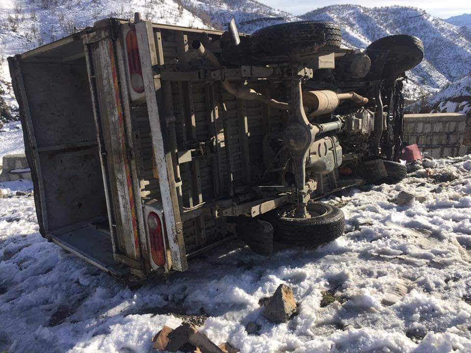 له‌ وه‌رتێ به‌ هۆى وه‌رگه‌ڕانى بارهه‌ڵگرێكه‌وه‌ هاووڵاتييه‌ك گيانى له‌ده‌ستدا 